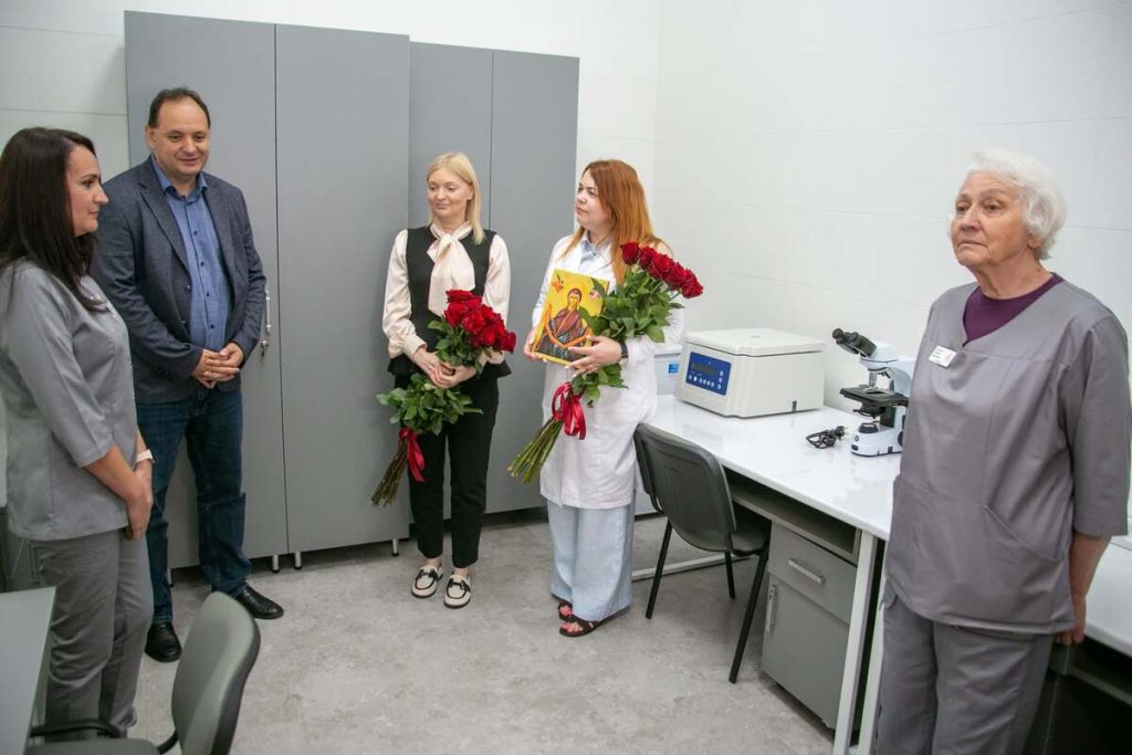 У Івано-Франківській поліклініці №3 оновили лабораторне обладнання