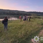 Одразу дві надзвичайні події на Дністрі: у Буковині розшукують чоловіка та трьох дітей