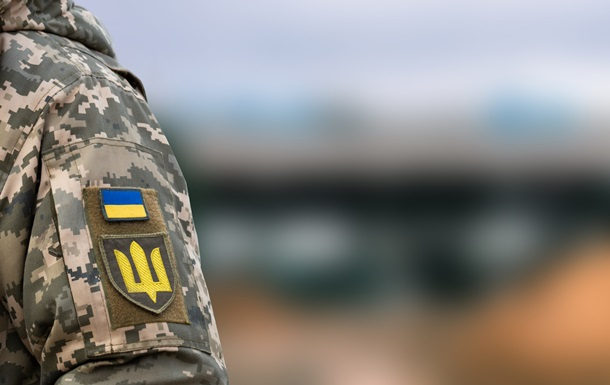 «Краще зменшити виплати, ніж перевитратити»: чому фінансисти ЗСУ скорочують виплати бійцям