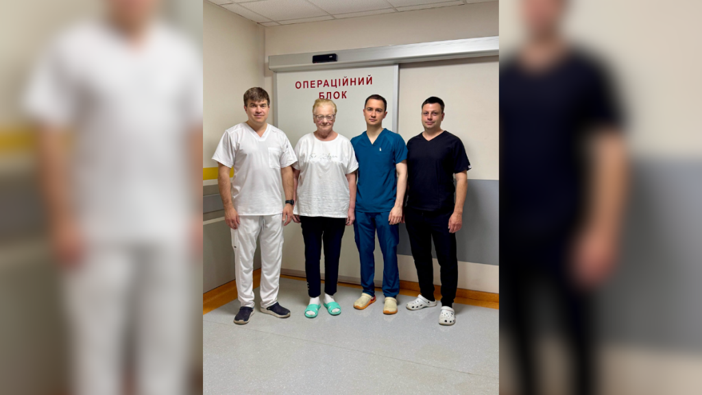 В Івано-Франківську вперше виконали унікальну малоінвазивну операцію на двох серцевих клапанах