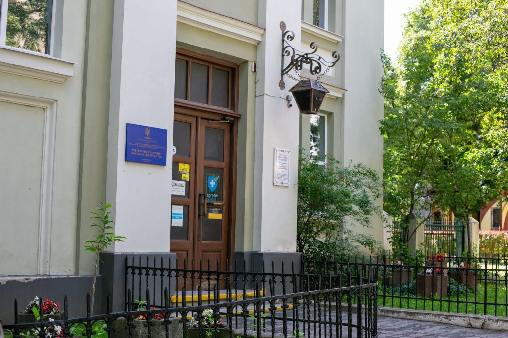 У медичному центрі №3 Івано-Франківська відкрили сучасну лабораторію