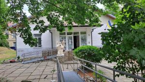 У Калуші поруч із музеєм «Калуська в’язниця» добудовують пандус