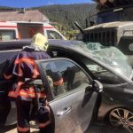 В Прикарпатському регіоні рятувальники звільнили з пастки постраждалу водійку