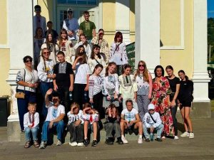 Діти воїнів із Калуської громади провели тиждень у румунському місті Сеїн