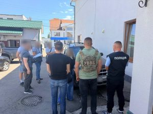 Затримано організатора, який незаконно відправляв людей до Румунії за 10 тисяч євро