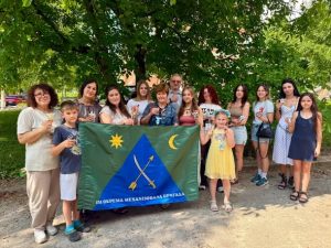 В Калуші відбувся благодійний урок з виготовлення ляльок-мотанок
