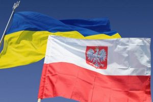 Більшість поляків не підтримують приєднання України до ЄС – опитування