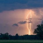 На Івано-Франківщині 27 липня прогнозують грози з градом і сильними поривами вітру