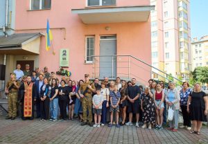 В Івано-Франківську встановили меморіальну дошку загиблому захиснику Віталію В’юннику