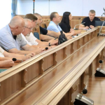 У Франківську обговорили стратегію підтримки «Карпатнафтохіму»: як влада сприяє відновленню діяльності підприємства