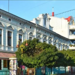 Від міської читальні казино до молодіжного простору: історія будівлі на вулиці Незалежності у Франківську