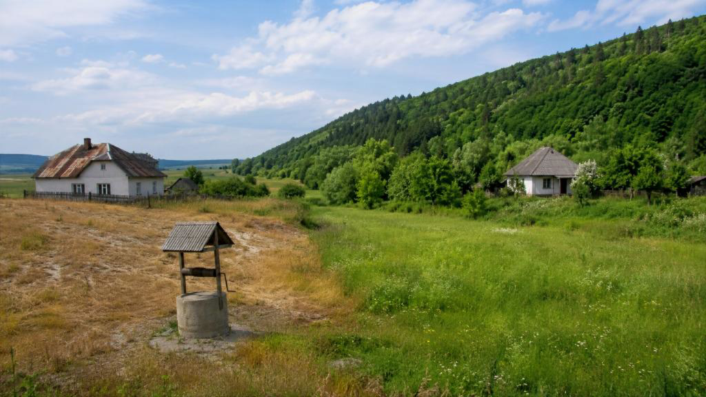 Різні умови водопостачання у селах Прикарпаття