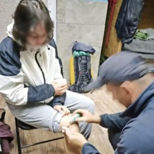 У горах Карпат надали допомогу двом пораненим туристам з Тернопільщини