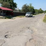 Якщо дадуть дозвіл, дорогу в Голині до Кропивника ремонтуватимуть патчером