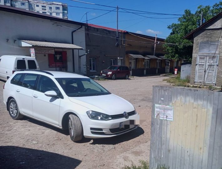 У Калуші за тиждень оштрафували майже сотню водіїв, які шукали порятунок від спеки