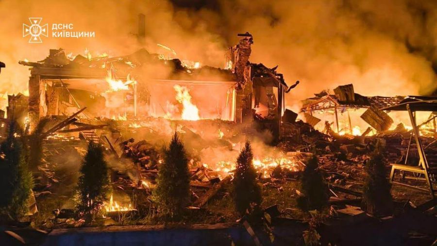У Києві в результаті ворожого обстрілу загинули троє осіб, серед яких 4-річна дитина