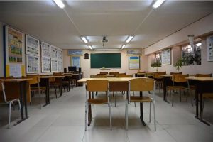 Уряд повідомив про збільшення зарплат вчителів та стипендій з 1 вересня