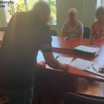 В Івано-Франківську медичну працівницю військової поліклініки звинувачують у отриманні хабара у $5 тисяч