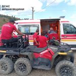 У горах Верховинщини рятувальники надали допомогу потерпілому туристу