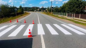 Ремонтні команди продовжують ремонтувати державні дороги в Прикарпатті