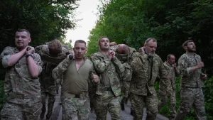 У прикарпатській артилерійській бригаді НГУ “Ґреґіт” пройшов забіг за бойовий шеврон ФОТО