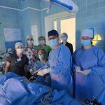 У Франківську вперше провели немовляті безконтактну хірургічну процедуру