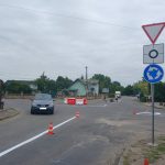 У Косові на одному з перехресть впровадили нову організацію руху – водії протягом трьох місяців тестуватимуть кільцеву розв’язку