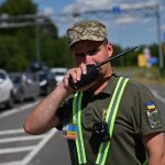 На кордоні між Україною та Польщею утворилися черги автомобілів на виїзд з України