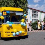 Громада Брошнів-Осади забезпечила всіх учнів новим шкільним автобусом