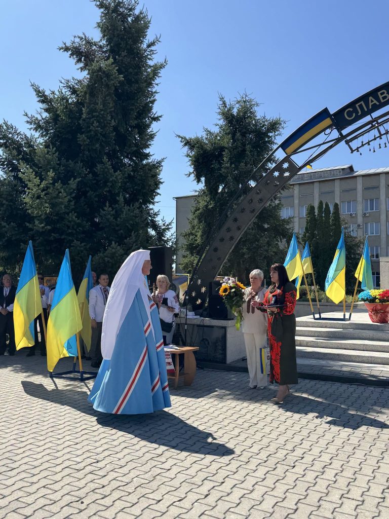 Митрополит Володимир удостоєний звання Почесного громадянина громади