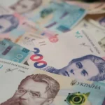 Жінка з Тлумача привласнювала соціальну допомогу сина з інвалідністю і витрачала її на алкоголь: суд оштрафував її