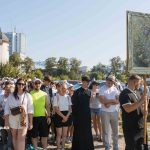 Паломники з різних районів Прикарпаття вирушили у пішу прощу на Крилоську гору