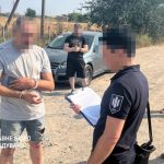 Військового з Прикарпаття визнали винним у продажі трьох гуманітарних автомобілів для ЗСУ