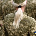 Жінок без дітей закликають мобілізувати: в Україні зареєстрували петиції про рівний військовий обов’язок