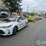 У Франківську на вулиці Довженка вантажівка збила жінку, що переходила дорогу у неположеному місці