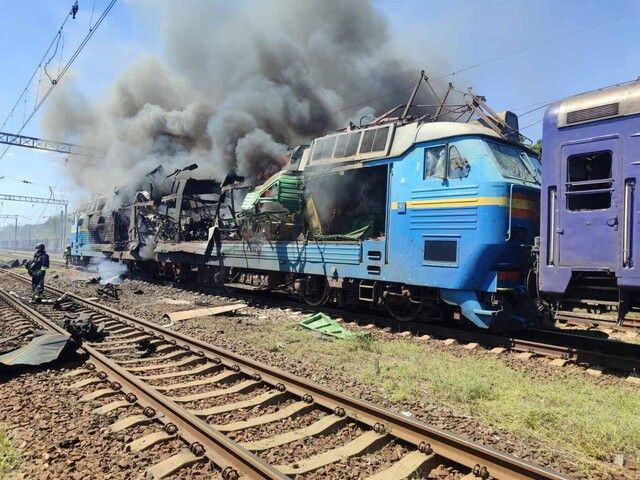 За п’ять днів ворог 41 раз обстрілював об’єкти “Укрзалізниці”: загинули шестеро працівників залізниці