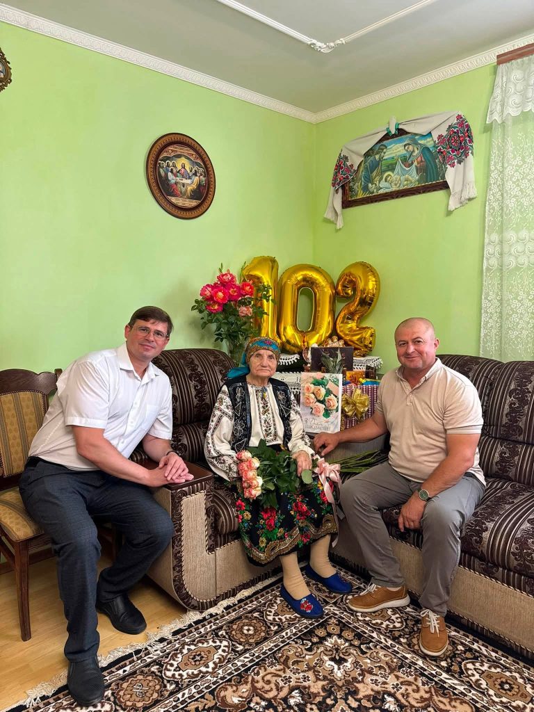 У Калуській громаді відсвяткували 102-річчя Марії Родзінської