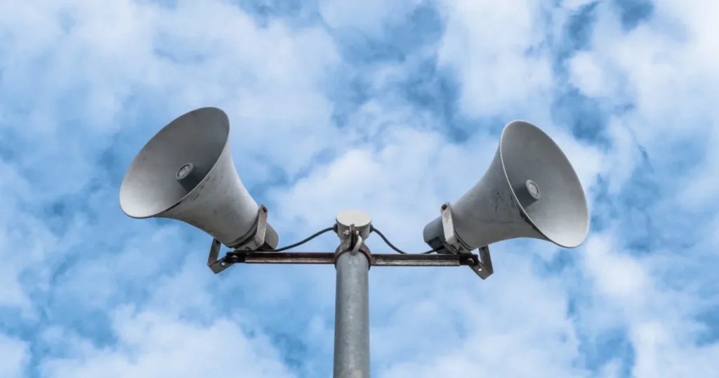 В Івано-Франківську через повітряну тривогу зупинили роботу вокзалу та громадського транспорту