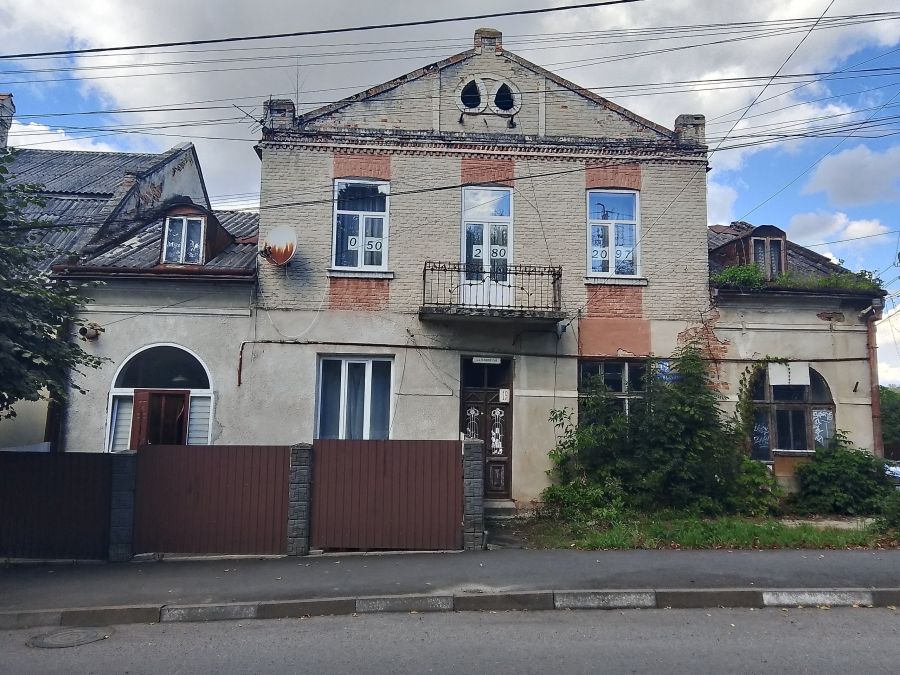 Комунальну нерухомість у центрі Калуша продають вдвічі дешевше — за 375 тисяч гривень
