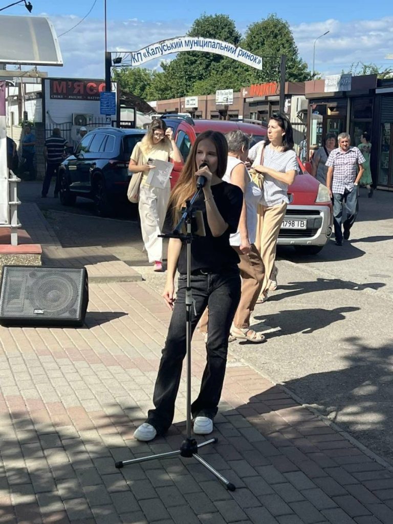Учениця Анна Масляк зі Студінки вдруге виступила у Калуші