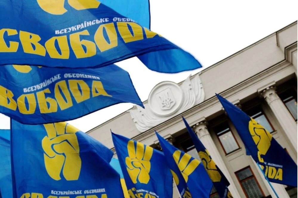 «Свобода» почала процес відкликання депутата Івано-Франківської міськради, якого підозрюють у хабарництві
