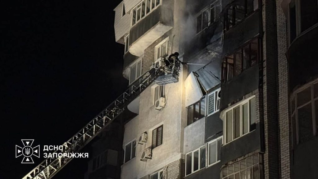 Запоріжжя: через атаку безпілотника поранено жінку