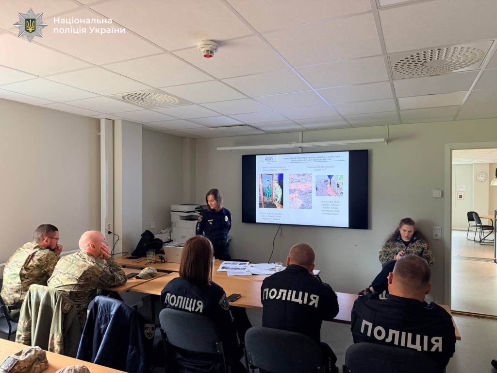 Тренінг зі службової підготовки для кінолога поліції Прикарпаття у Швеції