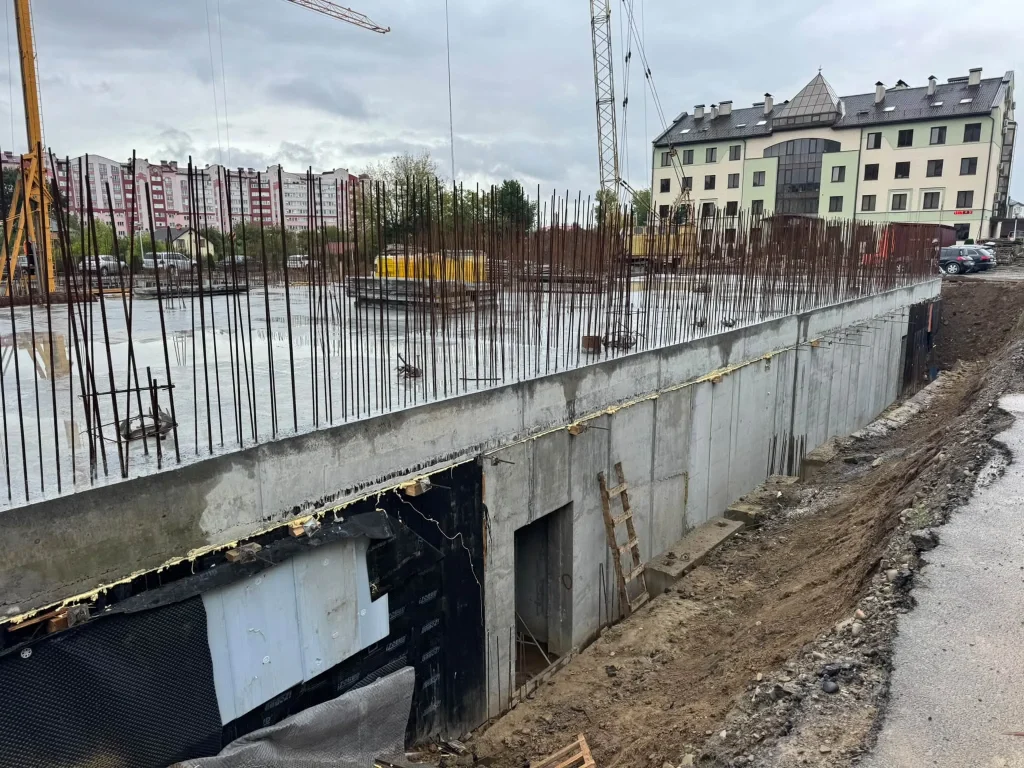 У Прикарпатті продовжується зведення регіонального центру відновлення та психічного здоров’я
