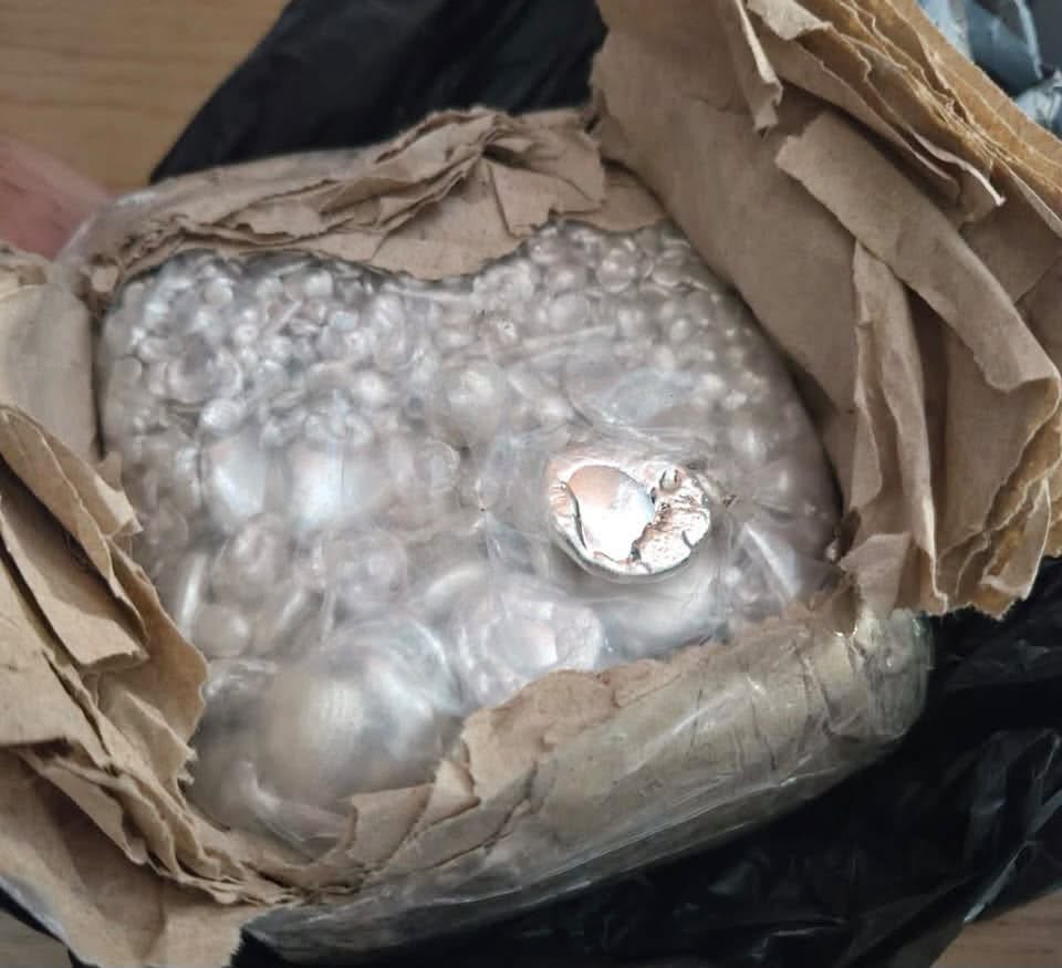 На Закарпатті у автобусі знайшли понад шість кілограмів срібла вартістю 550 тисяч гривень
