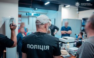 У справі незаконного збуту тканин померлих на Буковині замішаний житель Косівщини