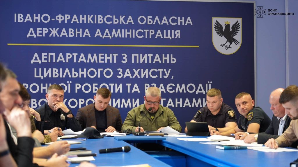 В Івано-Франківській області перевірили готовність служб до тривалих перебоїв з електрикою та водопостачанням