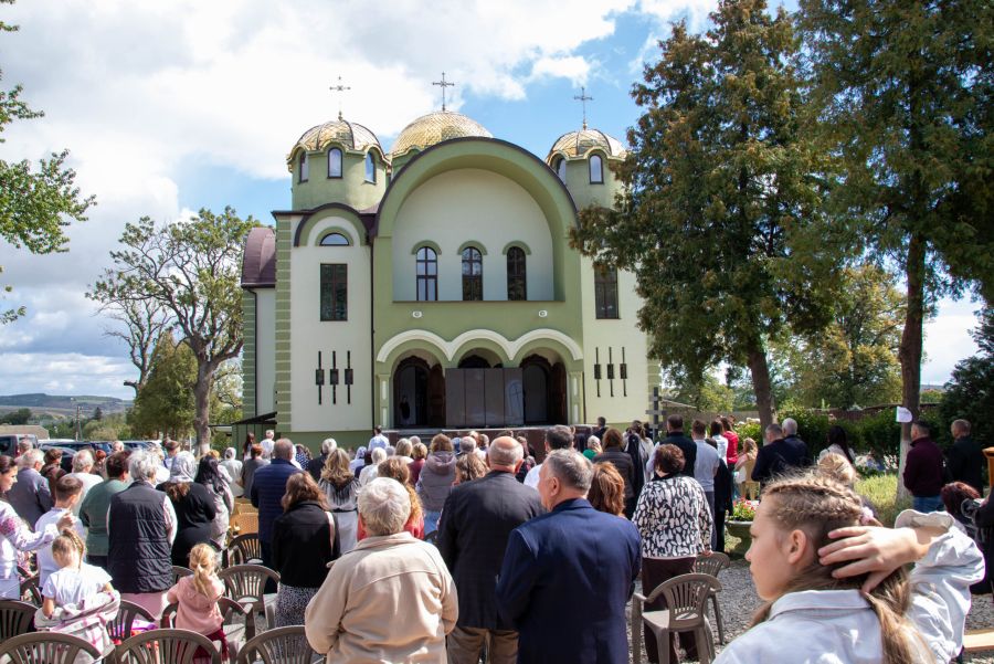 У Бурштині освятили монастир, закладений 12 років тому