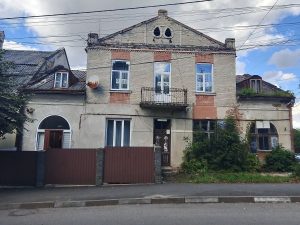Комунальну нерухомість у центрі Калуша продають вдвічі дешевше — за 375 тисяч гривень