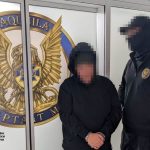 У Києві взяли під арешт жінку-вбивцю, що планувала напад на 51-річного російського солдата та опозиціонера